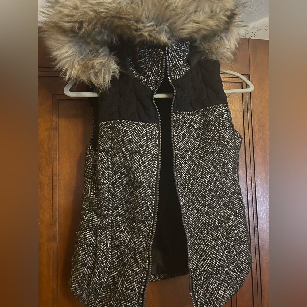 Prince & Fox Hooded Vest XS